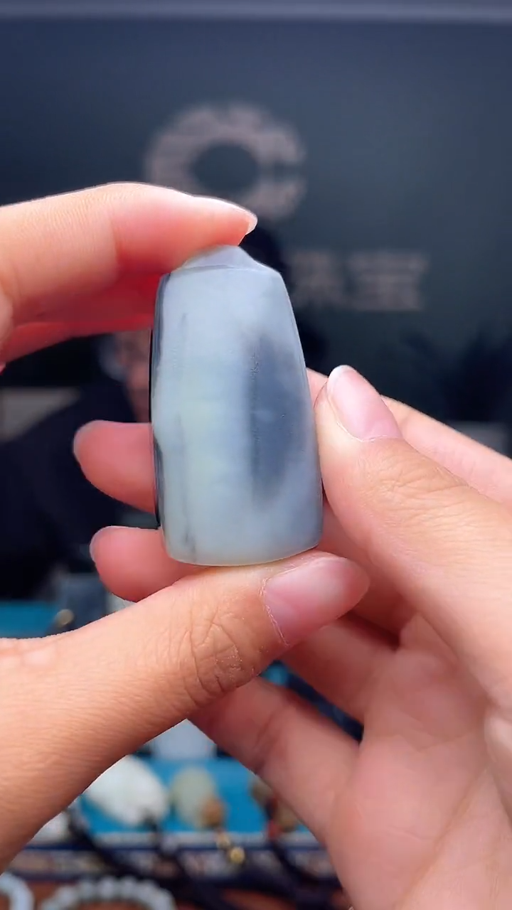 未镶嵌和田玉挂件1