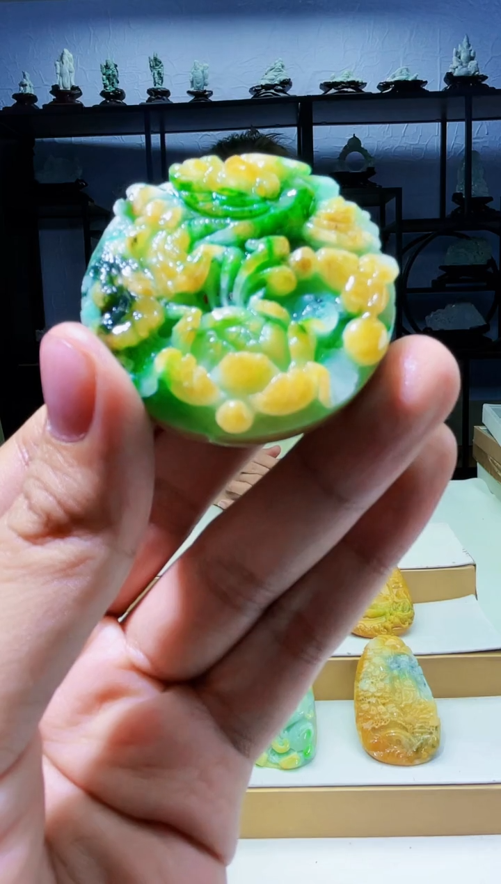 【闪购商品】定制翡翠未镶嵌毛货02260072 