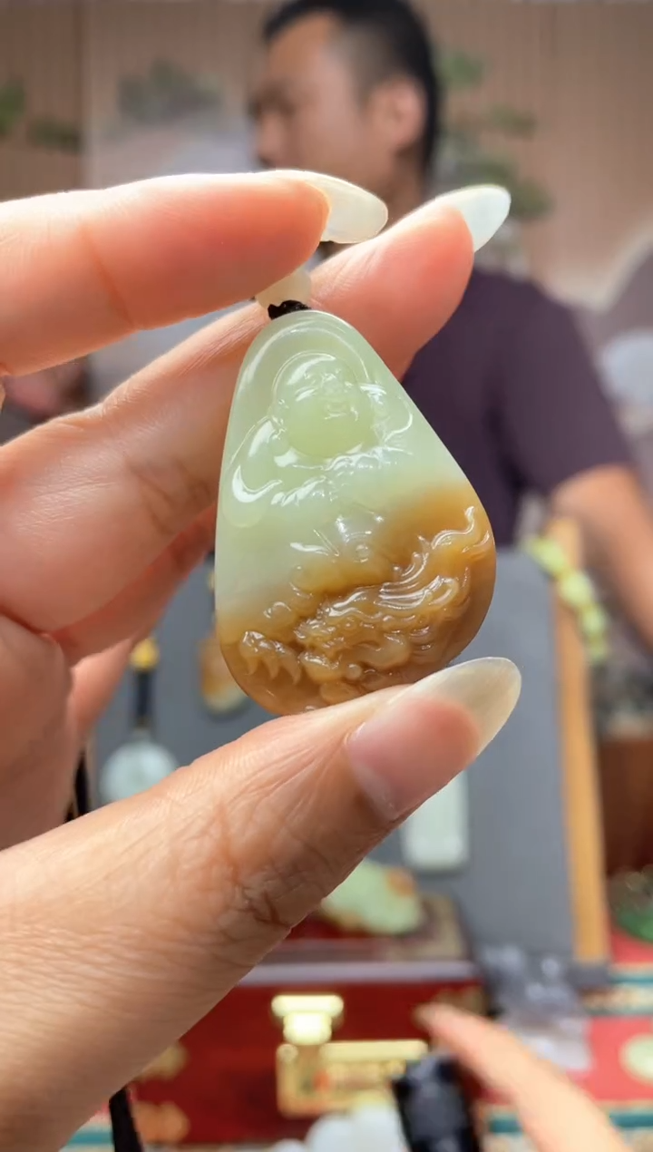 颈饰未镶嵌和田玉拍一发一