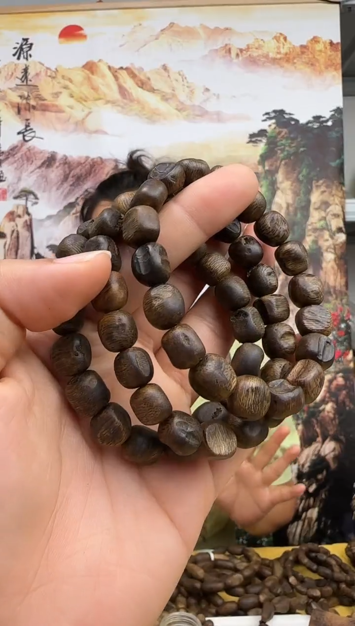 沉香手串沉水奇楠白奇留疤单圈卡11多样性发一条