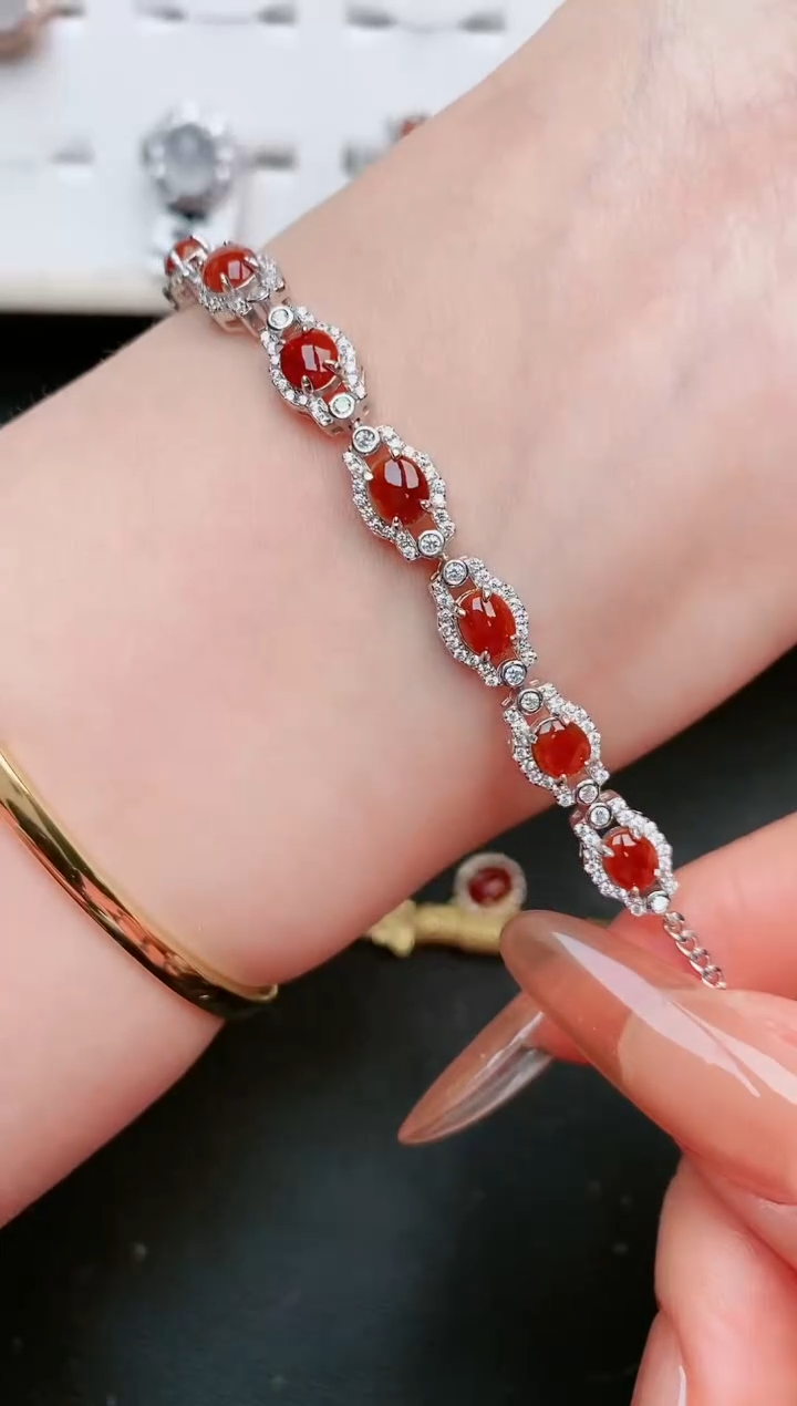 【闪购商品】翡翠戒指银S925镶嵌......