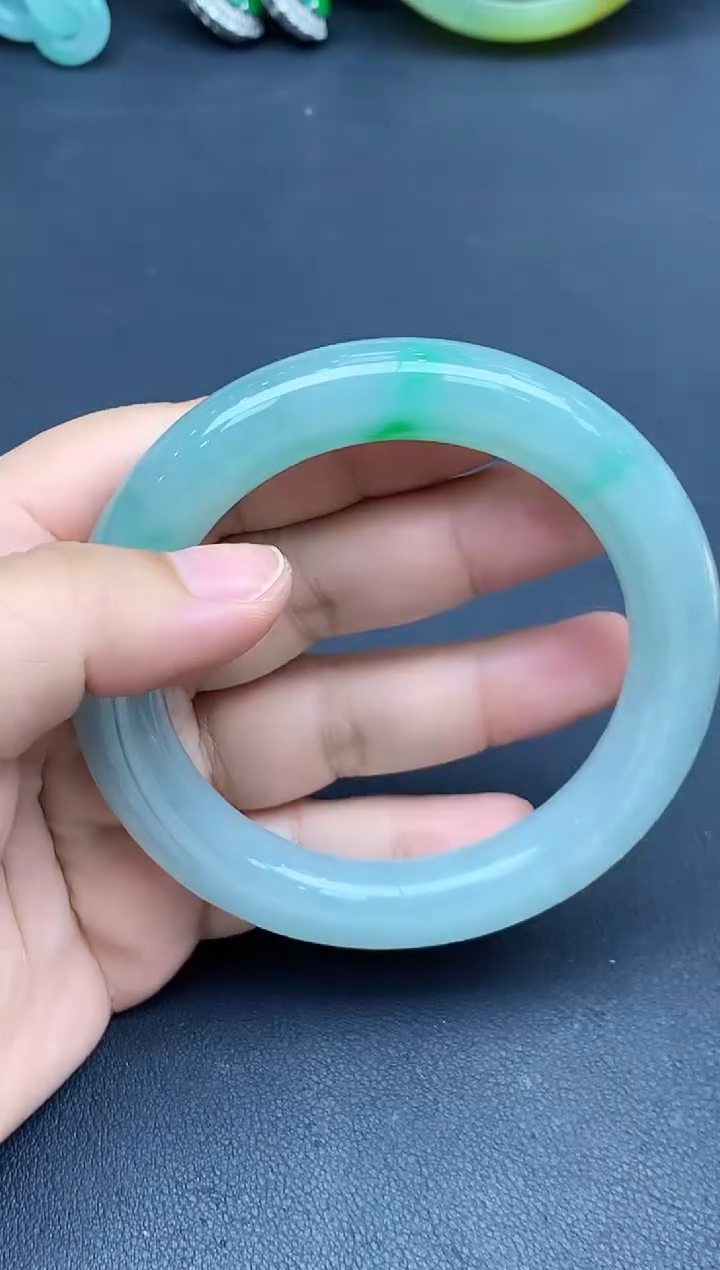 未镶嵌手镯翡翠632-春日珠宝