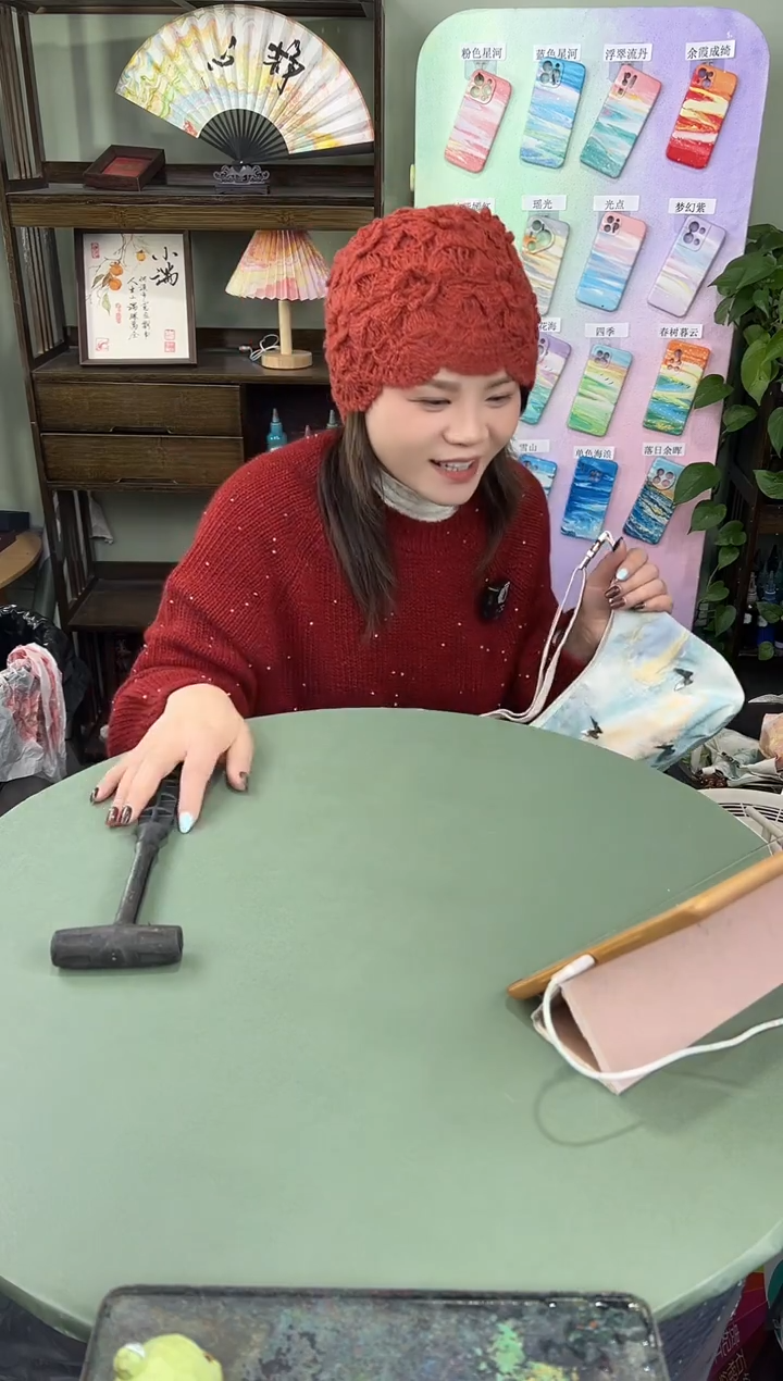 女****步发圈　77　　　　　　　　