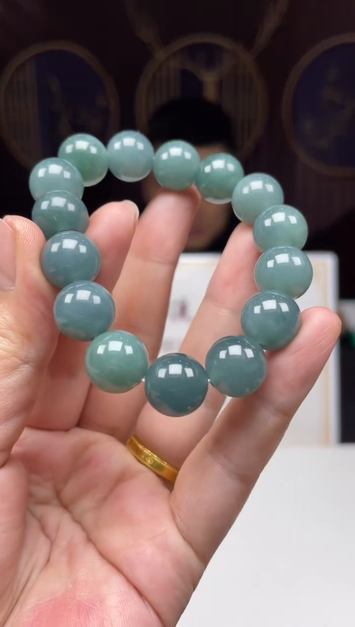 【闪购商品】翡翠颈饰未镶嵌      *142