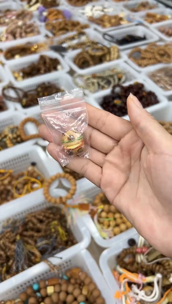 柏木（崖柏）吊坠溪****ﾞ根付1个
