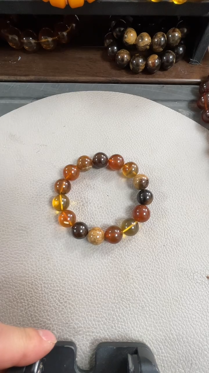 【闪购商品】琥珀裸石未镶嵌多宝13手串多样发 其一