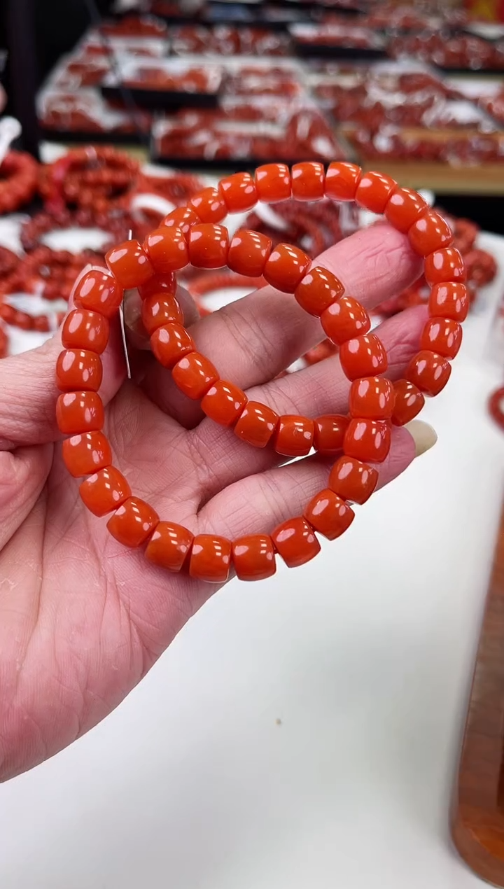 【闪购商品】南红玛瑙滴水洞直切手串9+未镶嵌（多样式发其一）
