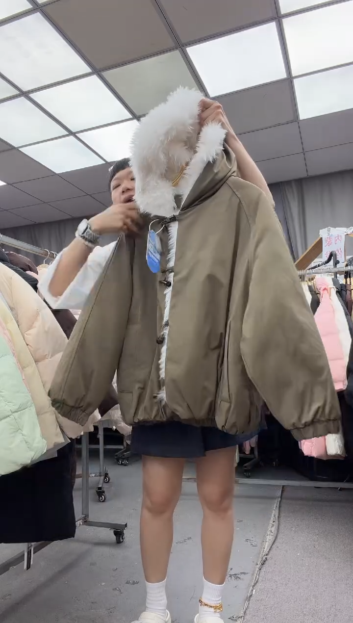 棉大哥家漂亮上衣漂亮颜色