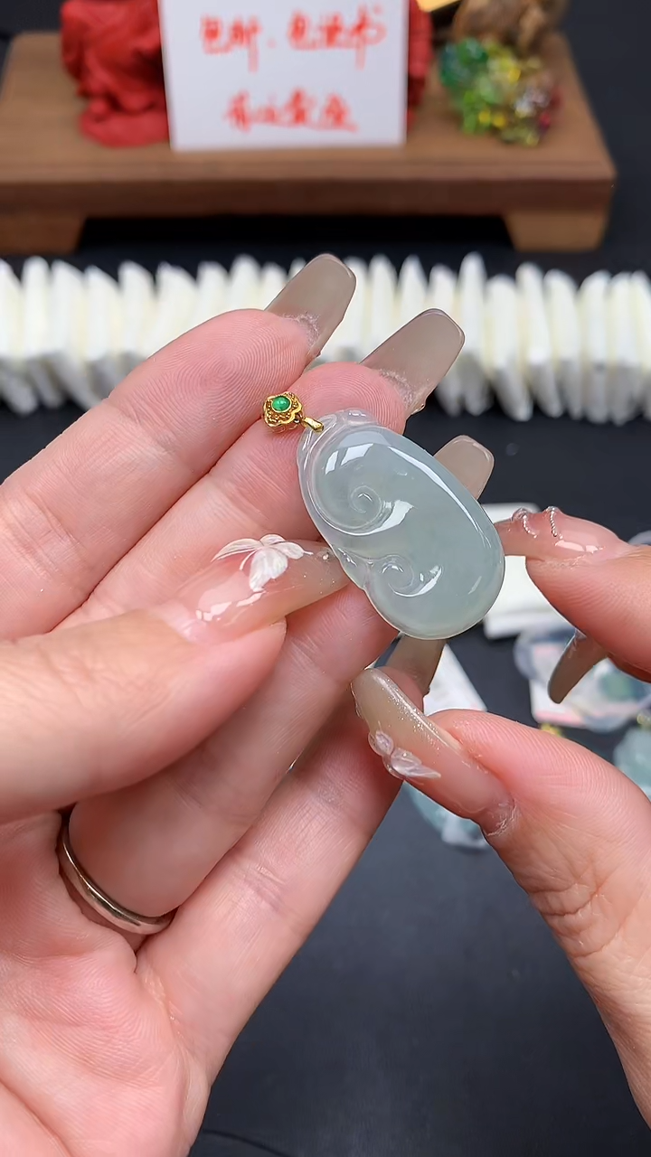 【闪购商品】翡翠吊坠(不含链)18K金镶嵌MS152828