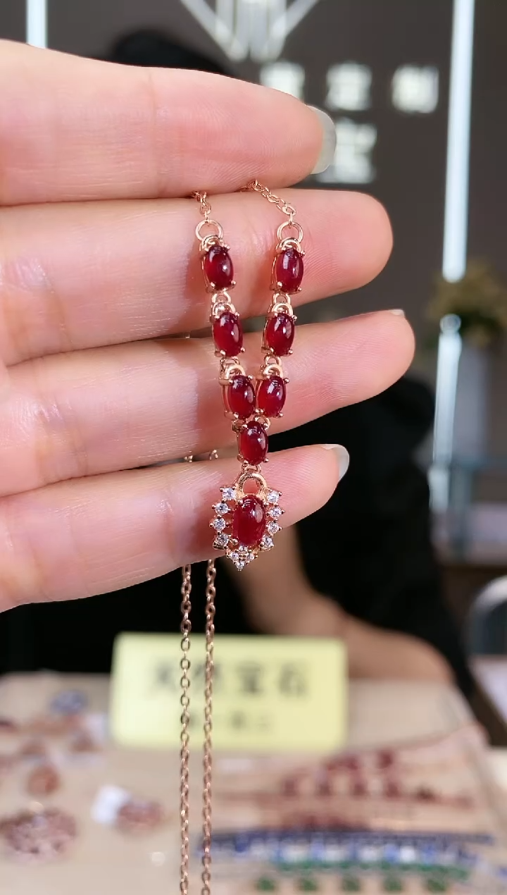 【闪购商品】红宝石颈饰银S925镶嵌颈饰