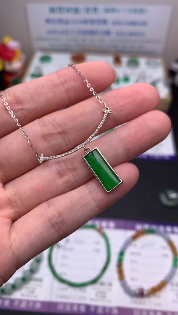 【闪购商品】定制翡翠18K金镶嵌模式推广期24小时鉴赏期