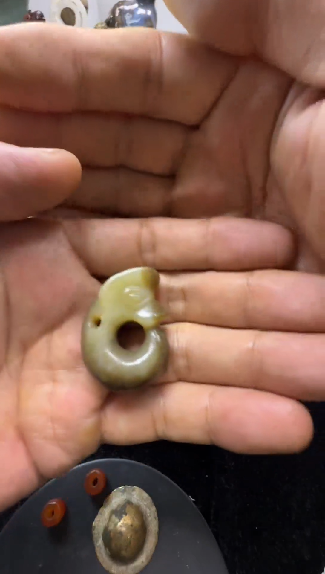 和田玉未镶嵌挂件浪*铭猪龙