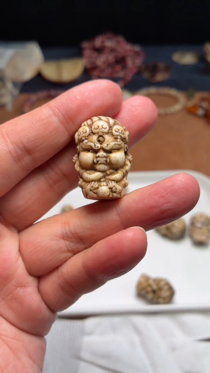 鹿骨其他P015-鹿角雕刻大黑天三通A02