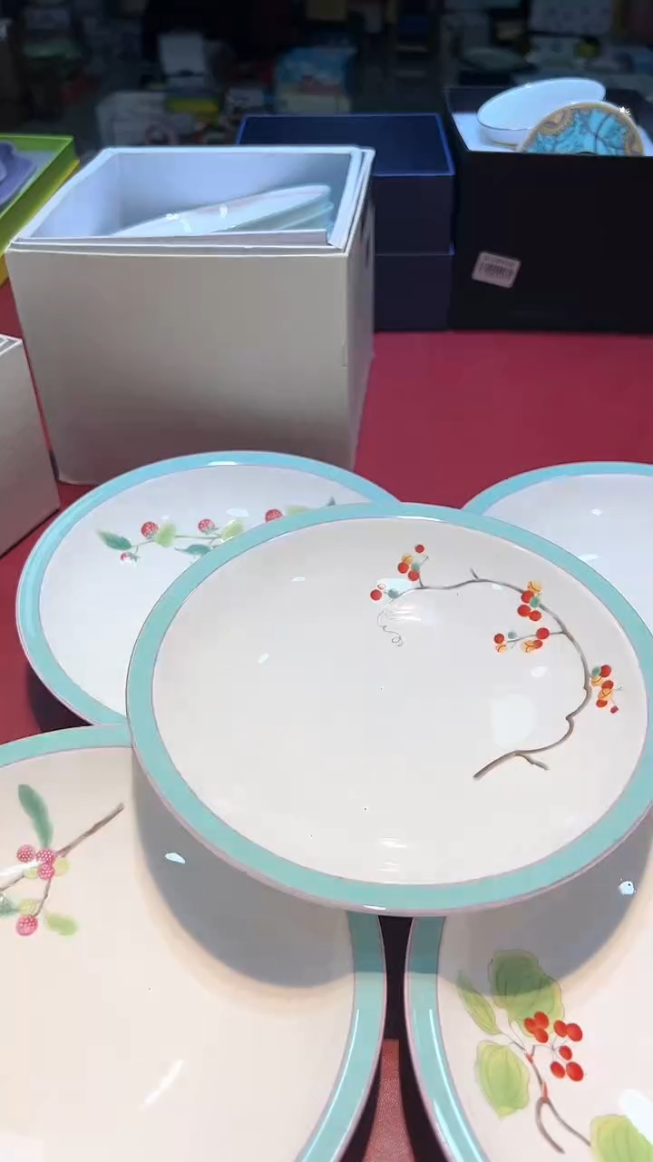 【闪购商品】瓷片锅碗瓢盆一件不剩