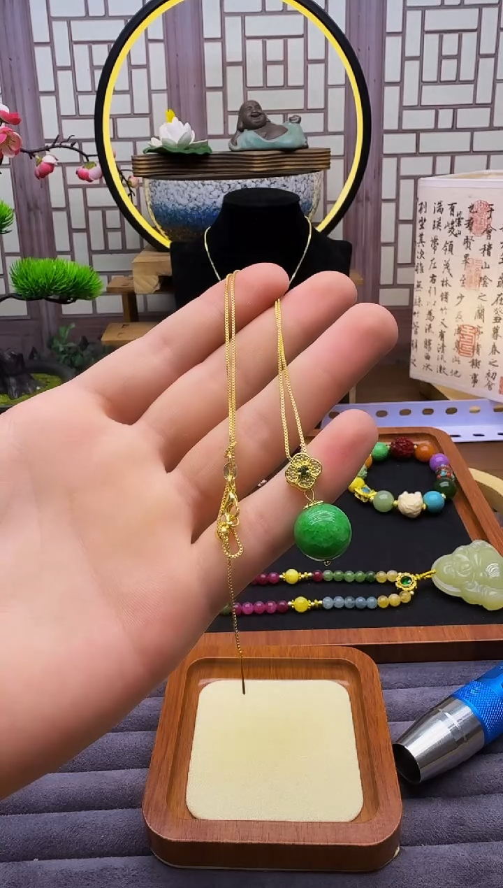 翡翠14K金镶嵌吊坠(赠链)D104