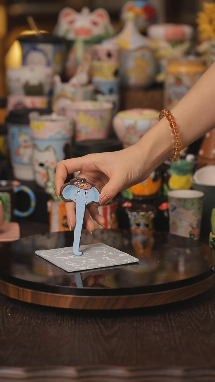 景德镇釉下彩绘设计师款式陶瓷