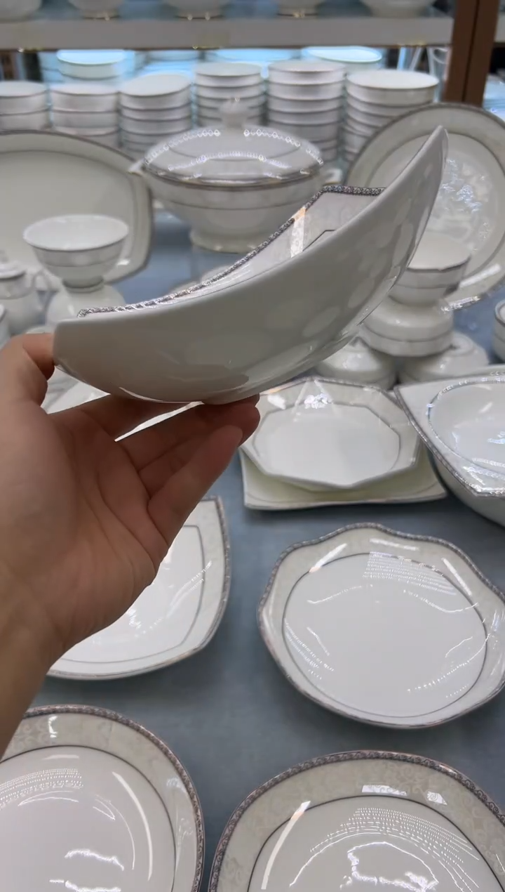 骨瓷玲珑7.5贵龙2个 