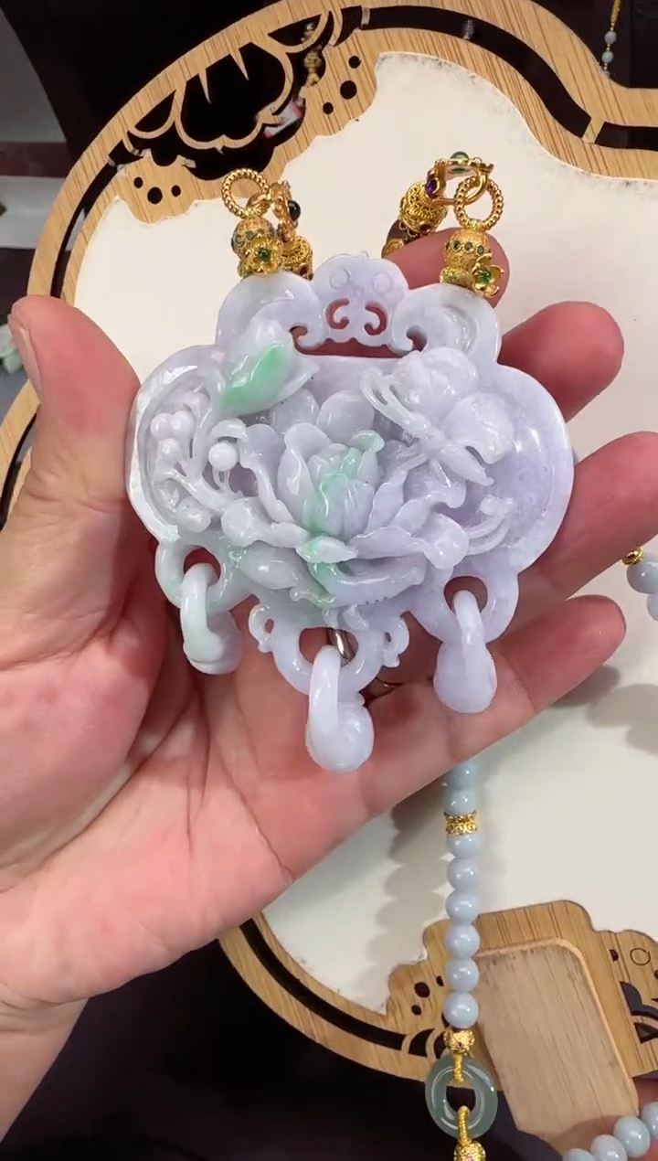 【闪购商品】翡翠颈饰未镶嵌拍照