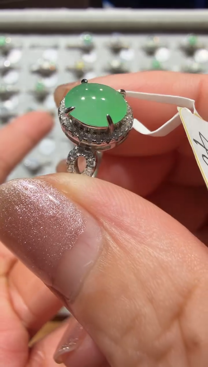 银S925镶嵌戒指翡翠925银镶缅甸A货翡翠戒指