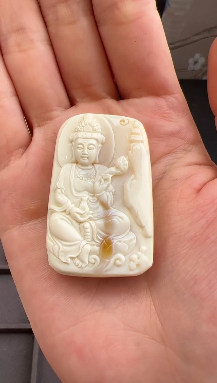 【闪购商品】定制琥珀未镶嵌10116087-吊坠
