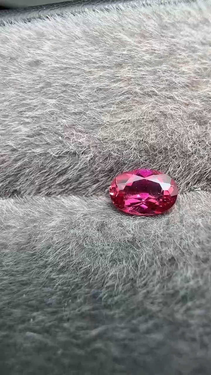 【闪购商品】碧玺卢比来未镶嵌0.48ct-A665-1p