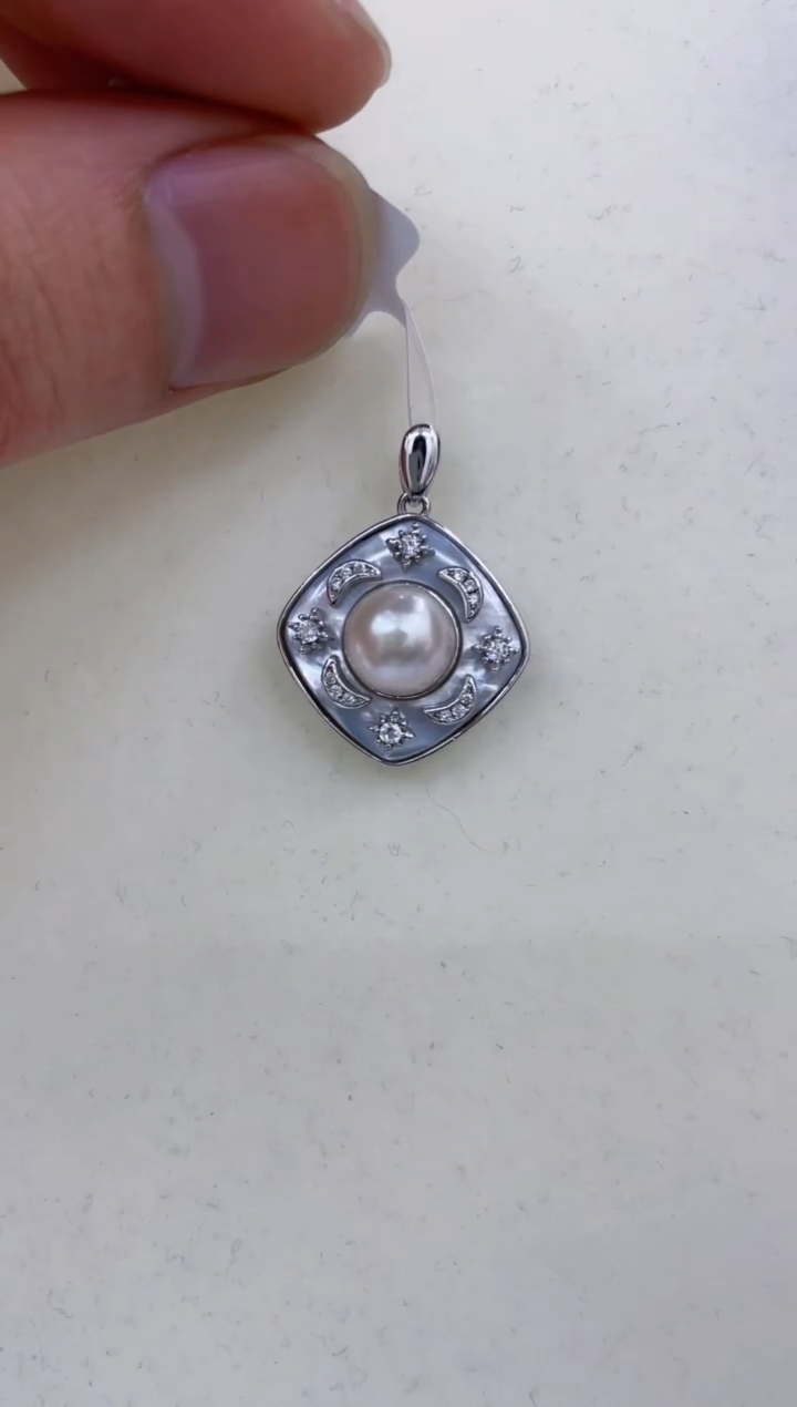 颈饰银S925镶嵌海水珍珠  