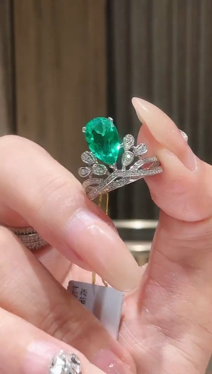 铂Pt950镶嵌戒指钻石AY0437-PT-