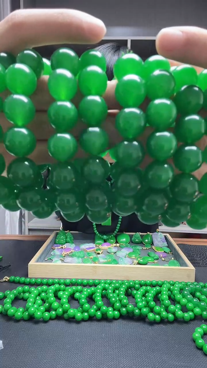 未镶嵌手链翡翠手链