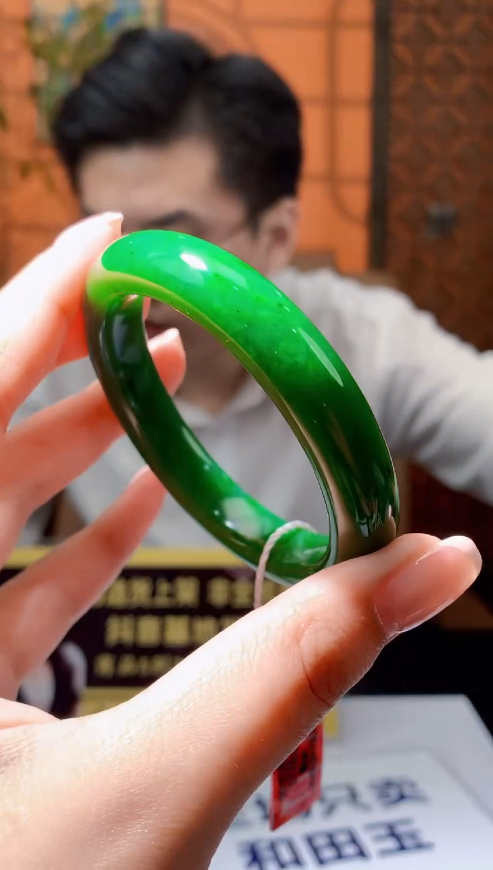 定制和田玉虎妹定制和田玉链接HTY014