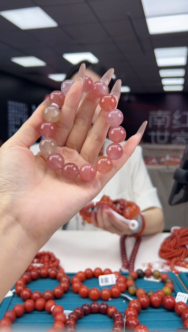 南红玛瑙珠串未镶嵌6.9-14mm（多样式）