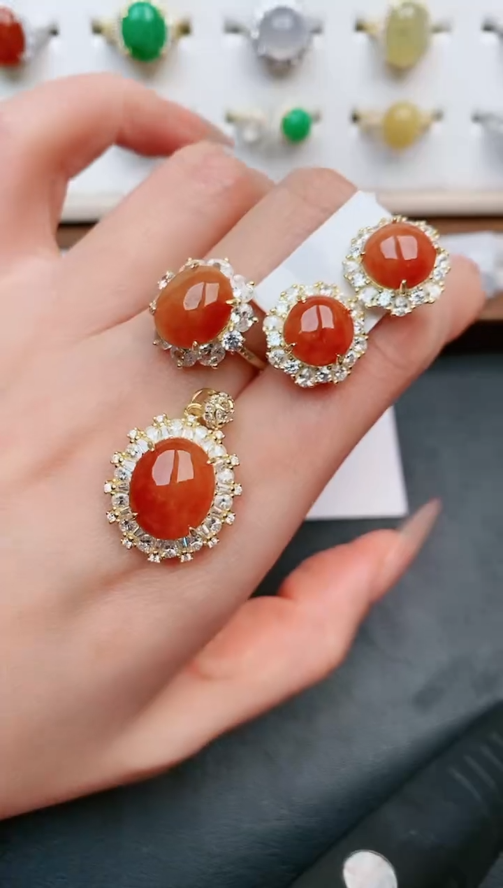 【闪购商品】翡翠戒指银S925镶嵌.....