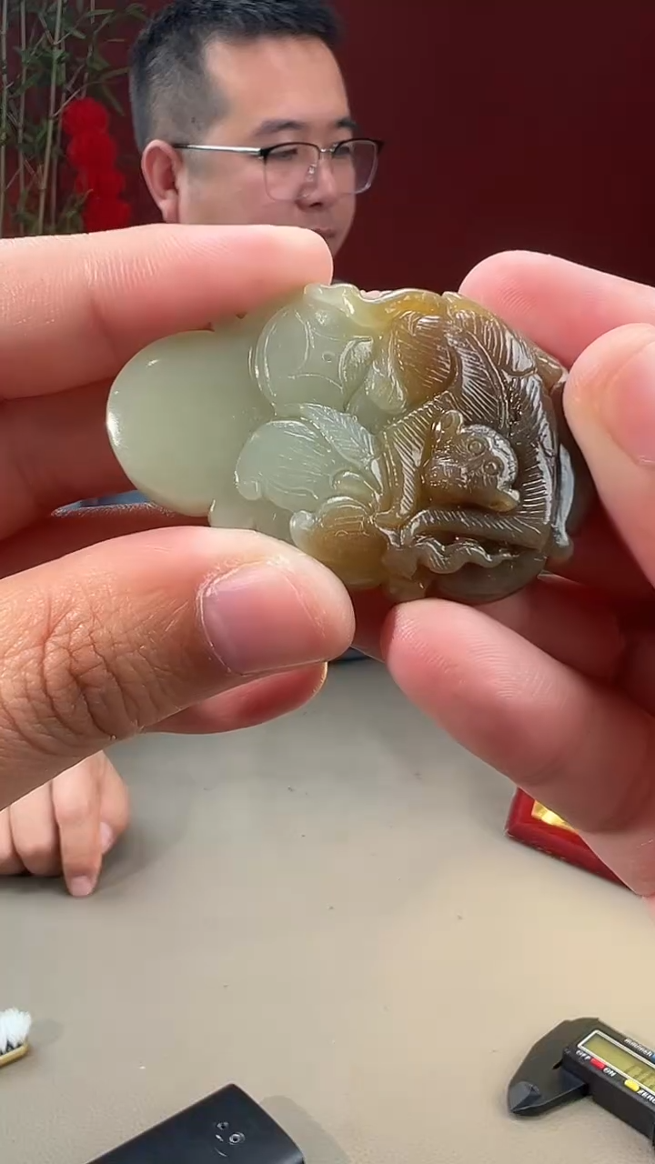 【闪购商品】定制和田玉多样性发货拍一发一08078