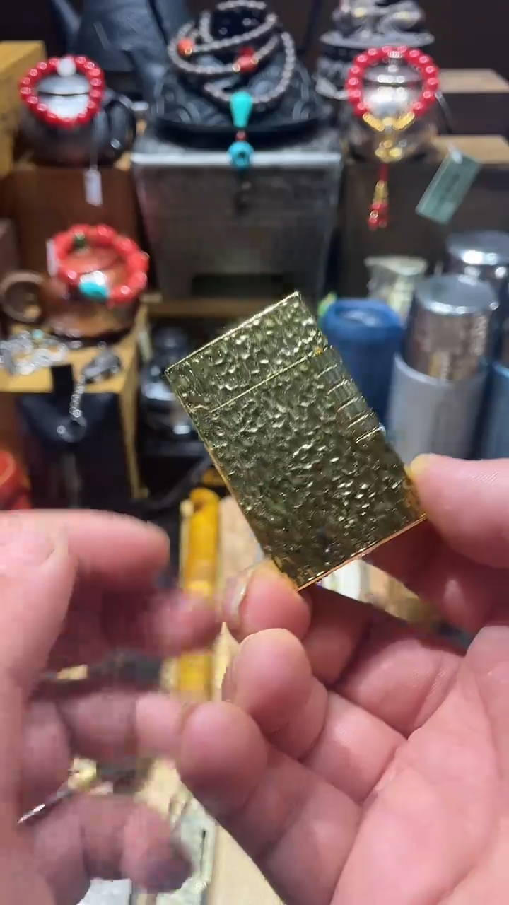 瓷片闪购商品 如图所示