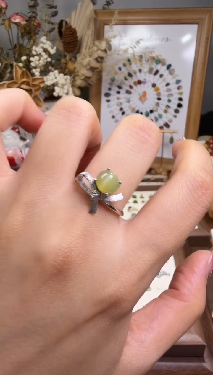 水晶摆件未镶嵌戒指