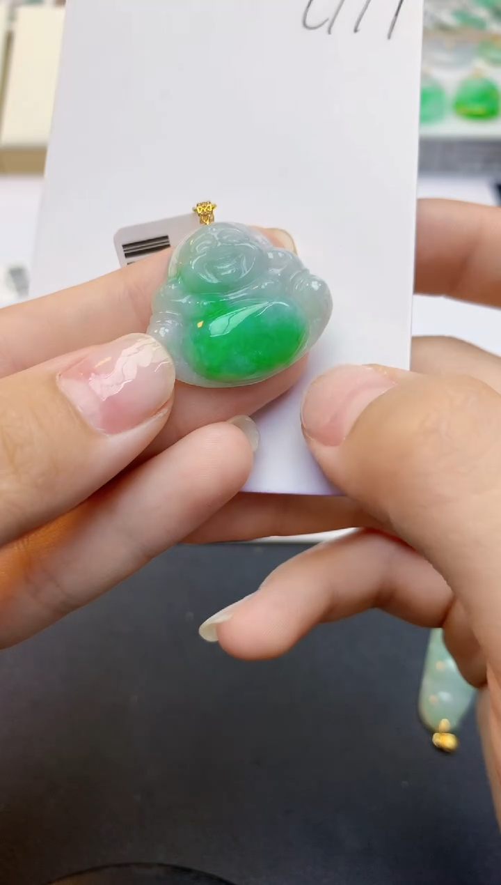 翡翠18K金镶嵌颈饰天然缅甸A货翡翠