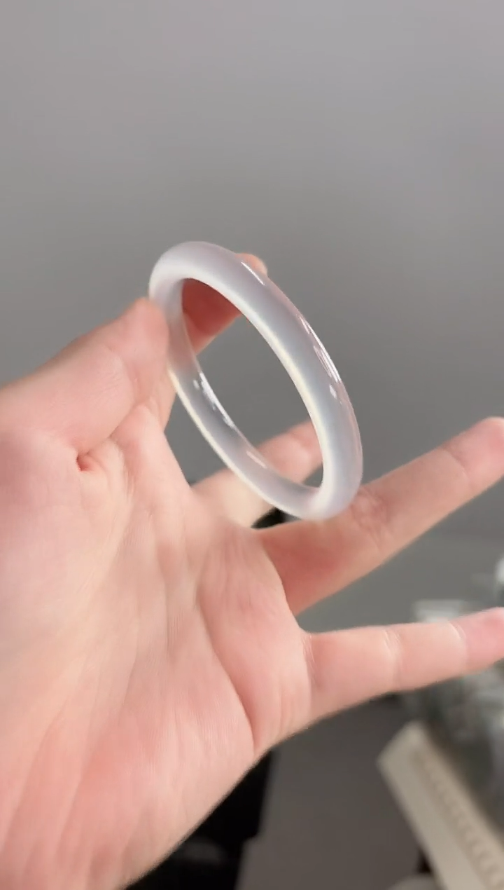 玛瑙/玉髓手镯未镶嵌59圈圆条