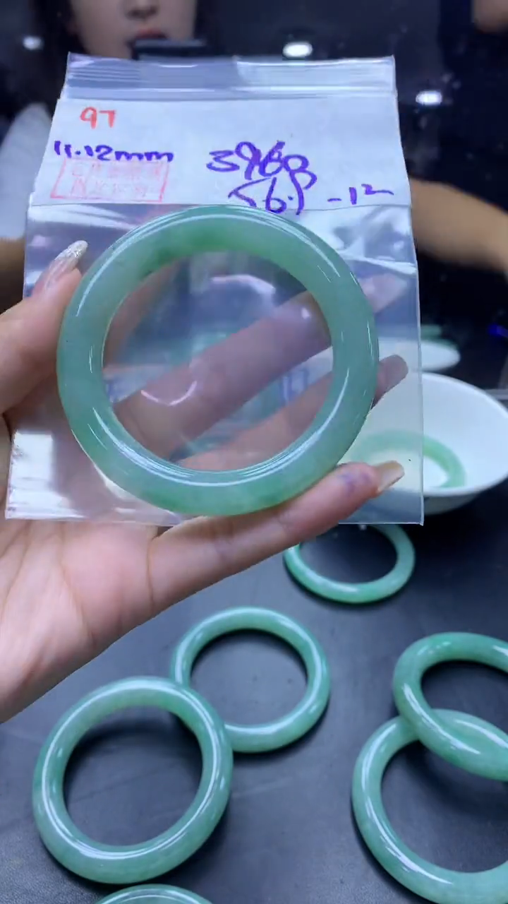 未镶嵌定制翡翠97手镯56.9+3960元+拍一发一