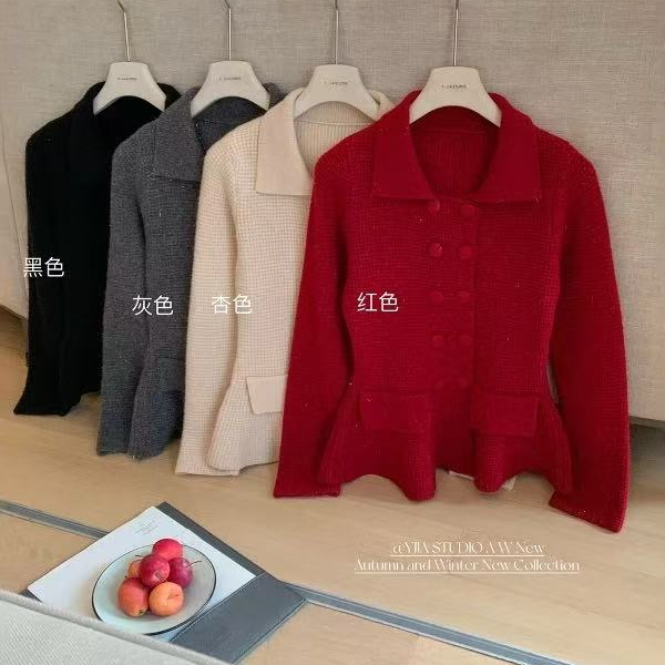 留洋大小姐 复古小香细闪双排扣翻领收腰毛衣