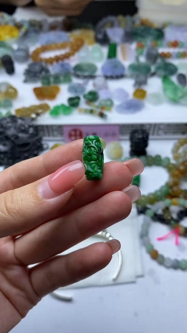 定制翡翠未镶嵌毛货定制不退不换