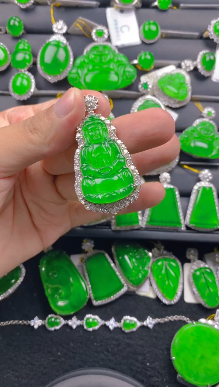 【闪购商品】翡翠颈饰银S925镶嵌11111111