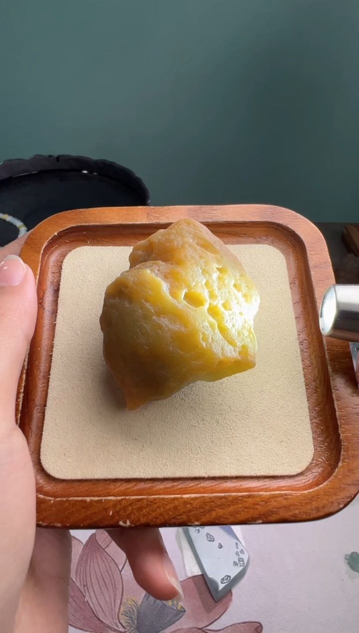 未镶嵌定制翡翠黄翡料