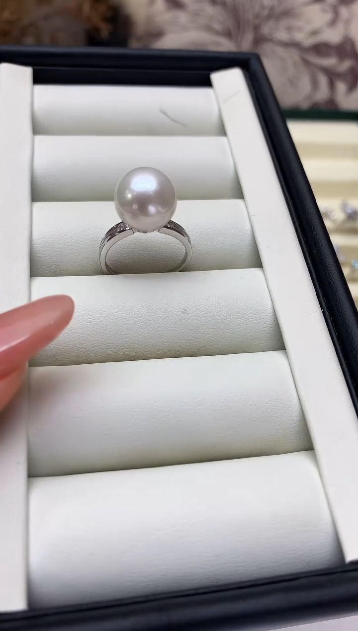 银S925镶嵌戒指淡水珍珠11-12mm