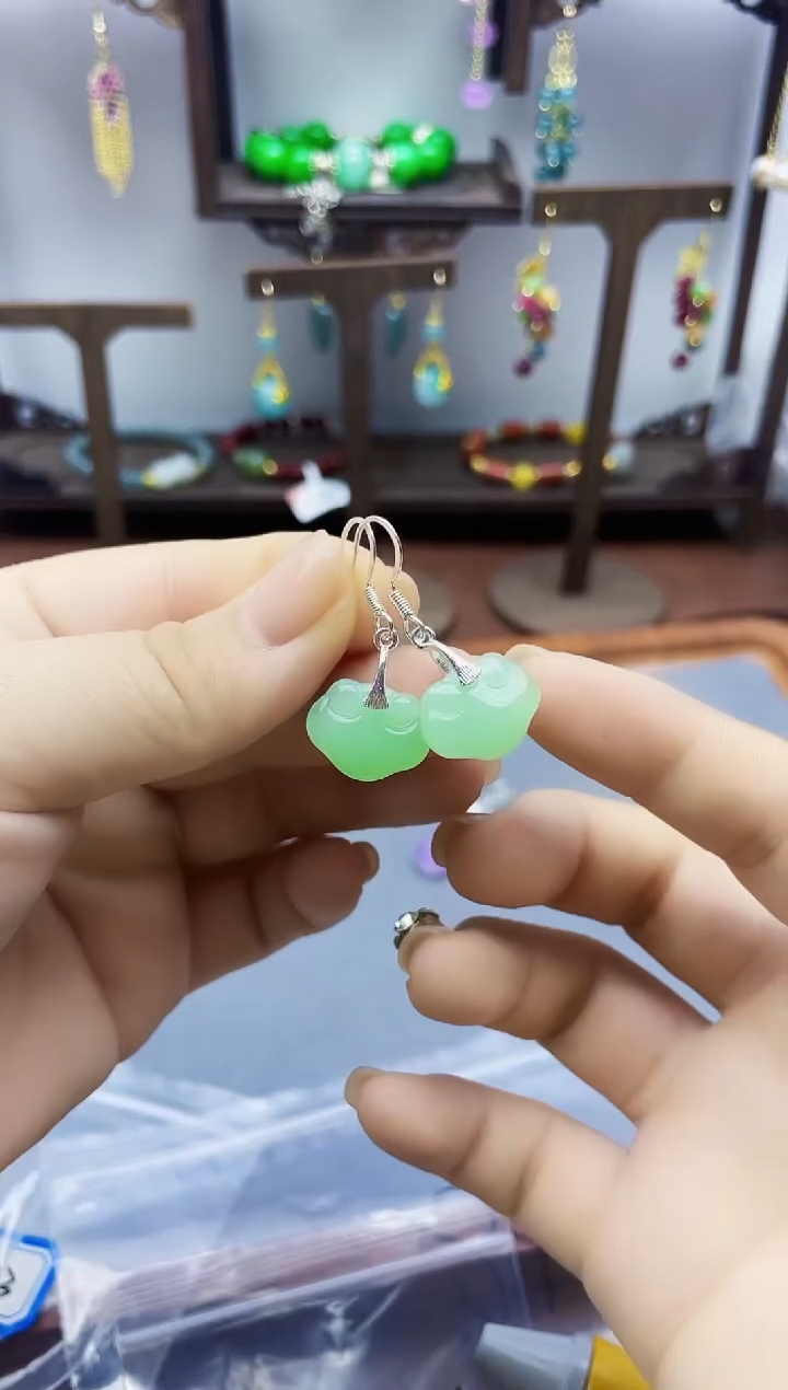 银S925镶嵌和田玉耳饰251000