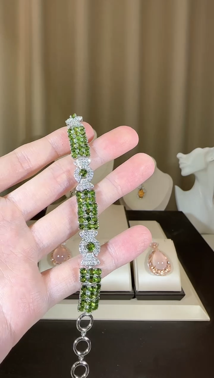 【闪购商品】透辉石手链银S925镶嵌设计款