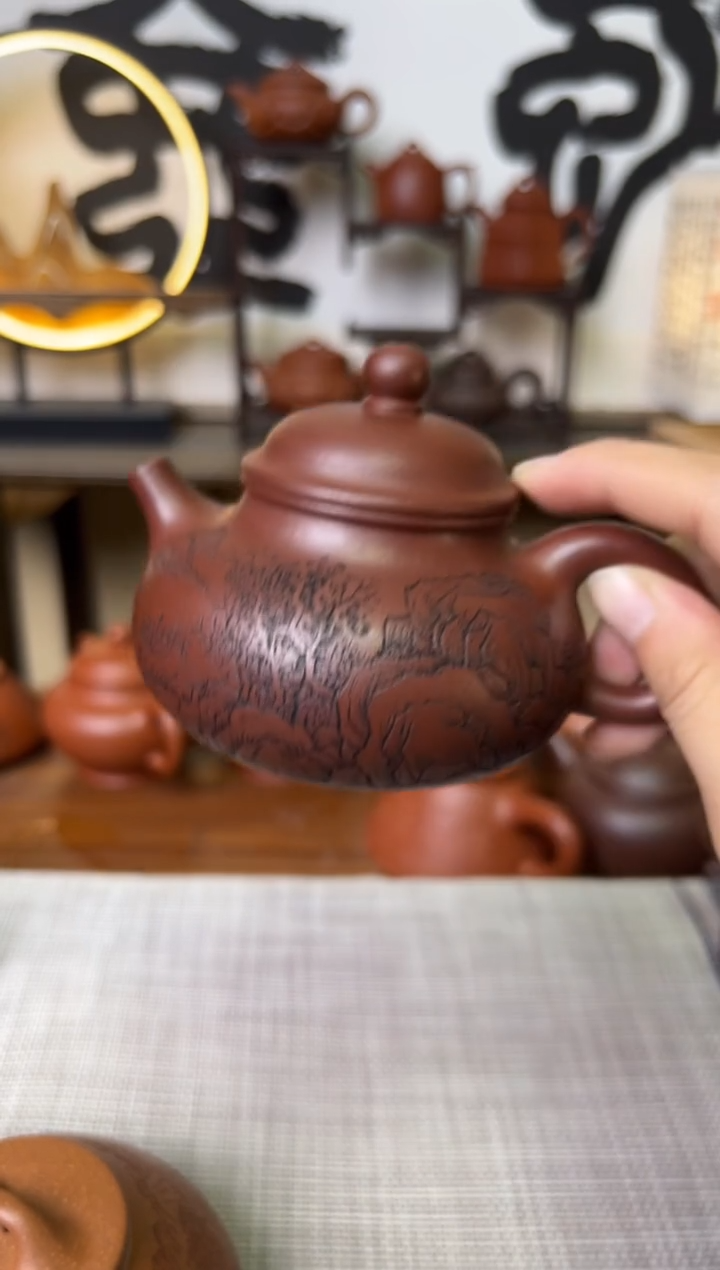 【闪购商品】紫泥茶壶容天壶刻绘210CC