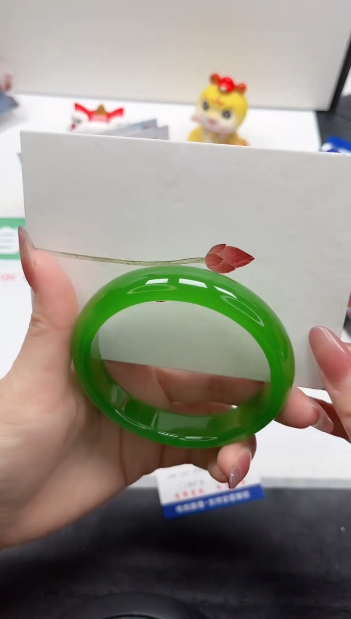 【闪购商品】石英质玉手镯未镶嵌237-64