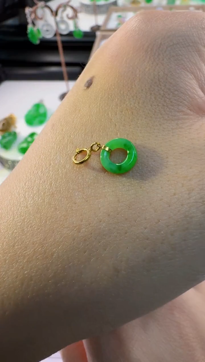 翡翠18K金镶嵌吊坠(不含链)天然缅甸A货翡翠
