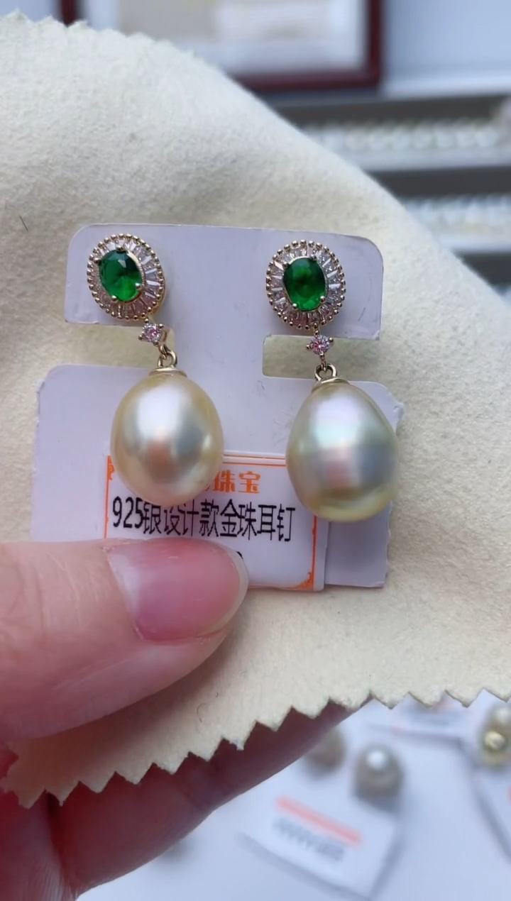 【闪购商品】海水珍珠耳饰银S925镶嵌A8