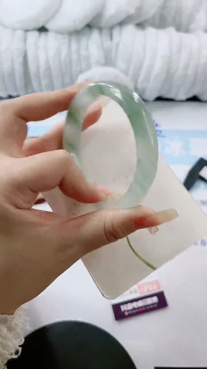 【闪购商品】石英质玉手镯未镶嵌多样性发货S660