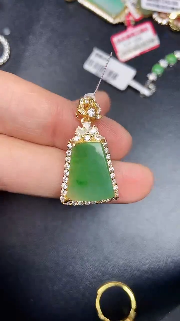 银S925镶嵌戒指翡翠2070